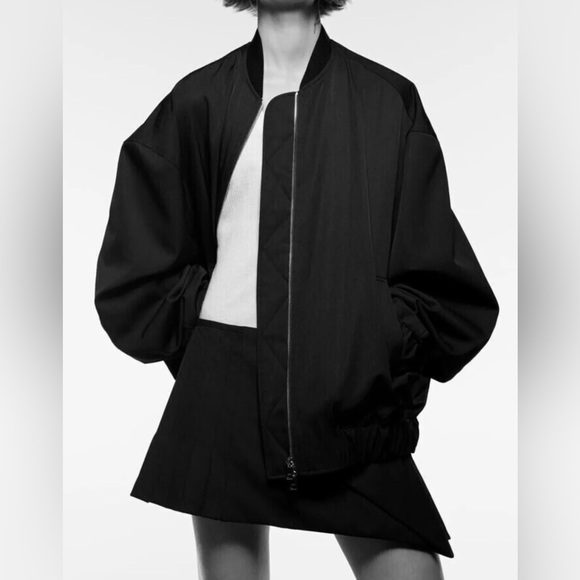 ZARA OVERSIZE WOOL BOMBER BLACK JACKET LIMITED EDITION WOMEN SIZE SMALL NWT - Picture 2 of 12